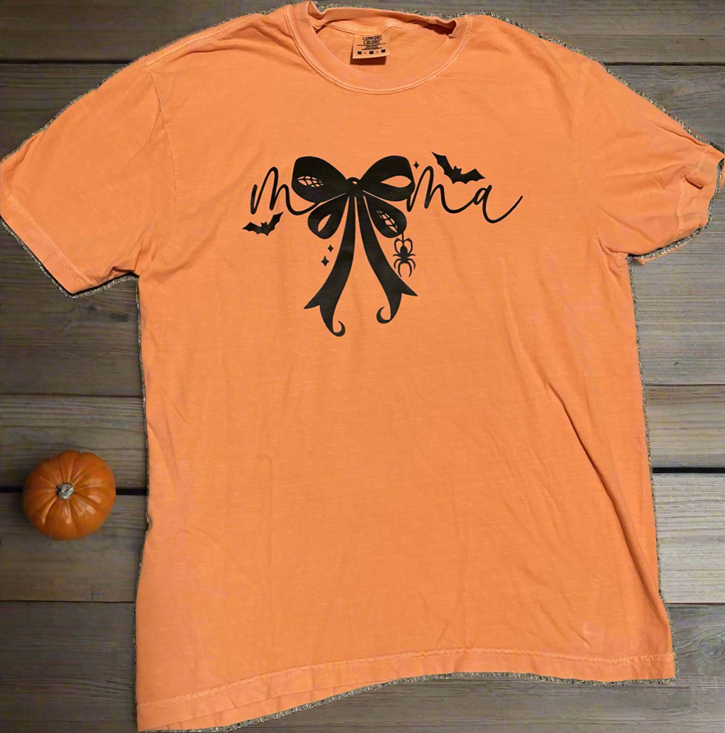 “Mama”Halloween Comfort Tee